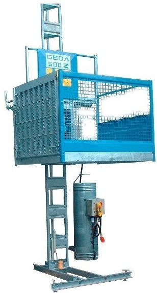 Construction freight elevator