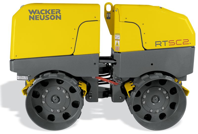 Trench vibratory roller
